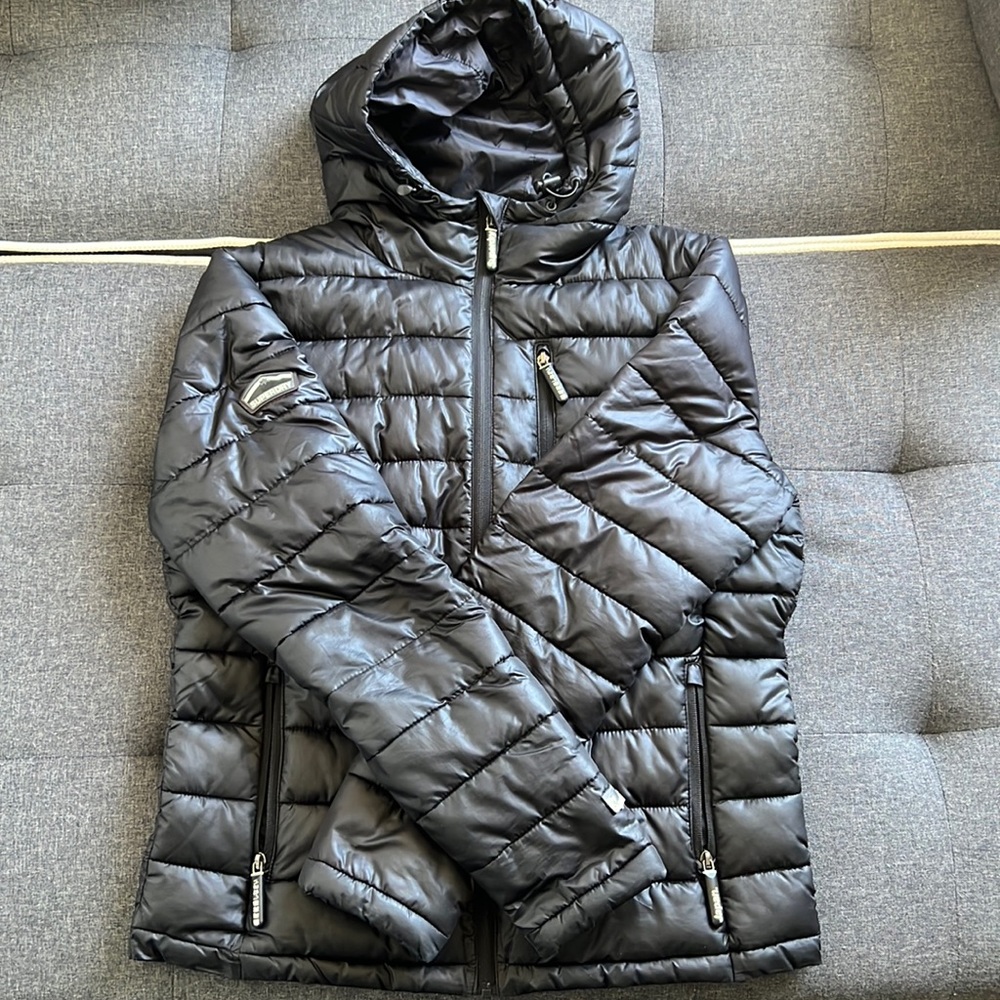 Superdry Puffer Fuji Jacket. Size L/XL. Super Warm.